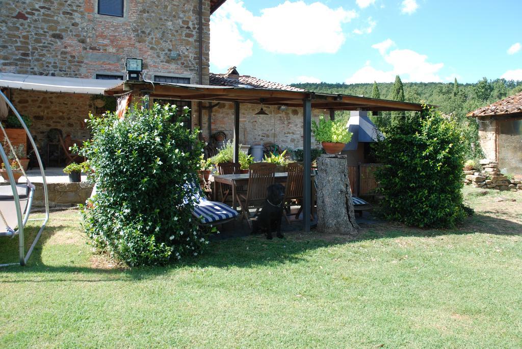 Podere Le Buche Pelago Екстериор снимка