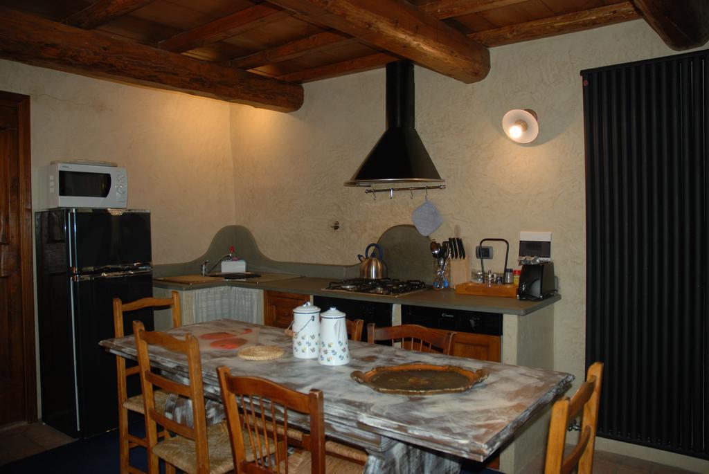 Podere Le Buche Pelago Екстериор снимка
